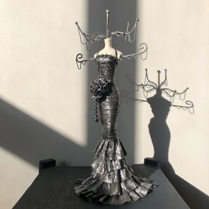 Silver Jewelry Display Mannequin